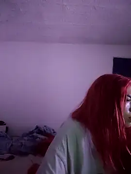 Snapshot of BabyDemoni chatting on October 19, 2025, 3:45 pm BabyDemoni online show from October 19, 2025, 3:45 pm