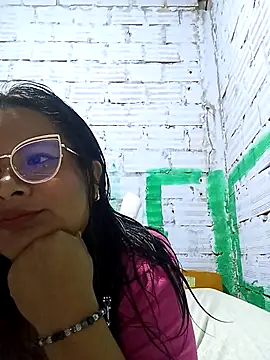 celeste122595 online show from May 14, 2026, 2:40 am