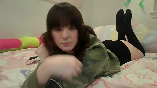 Snapshot of Trickylucy555 chatting on December 21, 2025, 10:00 am Trickylucy555 online show from December 21, 2025, 10:00 am