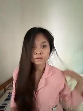 aaaaawhate online show from December 5, 2025, 8:12 am