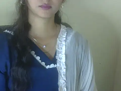 shimz  online show from November 21, 2025, 7:07 am