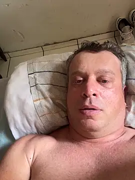 Snapshot of wellingtonmds chatting on October 25, 2025, 12:23 pm wellingtonmds online show from October 25, 2025, 12:23 pm