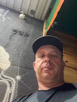 Snapshot of wellingtonmds chatting on November 7, 2025, 11:38 pm wellingtonmds online show from November 7, 2025, 11:38 pm