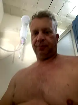 Snapshot of wellingtonmds chatting on November 19, 2025, 9:53 am wellingtonmds online show from November 19, 2025, 9:53 am