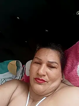 Snapshot of estrellita-sexy chatting on October 21, 2025, 5:35 pm estrellita-sexy online show from October 21, 2025, 5:35 pm