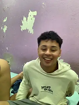 Snapshot of Lolitapareja chatting on October 20, 2025, 12:33 am Lolitapareja online show from October 20, 2025, 12:33 am