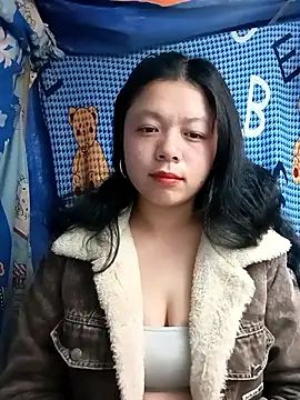 lisa-bae00 online show from January 9, 2026, 11:39 pm