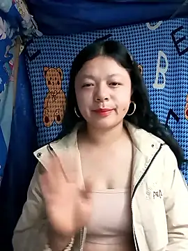 lisa-bae00 online show from January 13, 2026, 11:32 pm