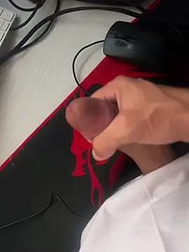 Snapshot of Alexgraph chatting on October 26, 2025, 5:57 am Alexgraph online show from October 26, 2025, 5:57 am