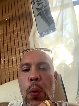 gitanoMad online show from November 29, 2025, 12:52 pm