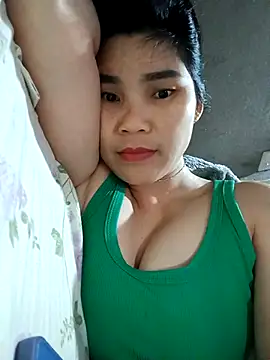 Bear bear0 online show from February 18, 2026, 2:29 am