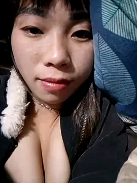 mekaka00 online show from December 1, 2025, 6:57 pm