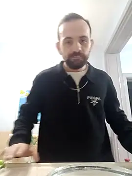 lazzzz09 online show from October 25, 2025, 3:18 pm