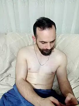 lazzzz09 online show from November 11, 2025, 7:25 pm