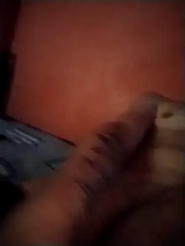 Danii2005 online show from December 2, 2025, 4:18 am