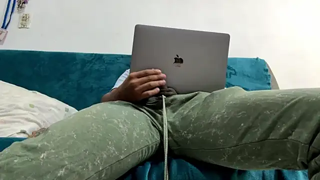 sextumx23 online show from October 24, 2025, 4:03 pm