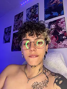 Abby Evanns1 online show from February 9, 2026, 2:32 pm