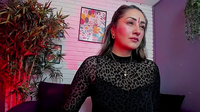 Sofia  Stk online show from November 7, 2025, 4:12 am