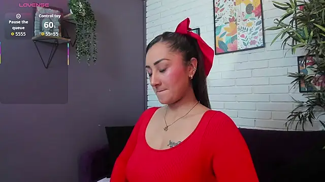 Sofia  Stk online show from November 12, 2025, 3:51 am