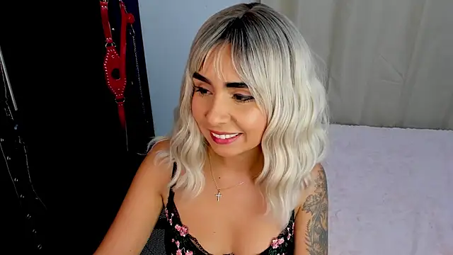 Snapshot of Emilyvalk_ chatting on February 26, 2026, 10:09 pm Emilyvalk online show from February 26, 2026, 10:09 pm