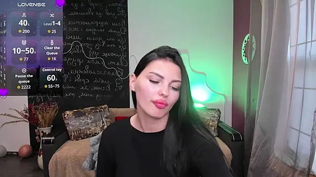 KittyShenson online show from May 15, 2026, 11:39 am
