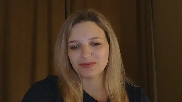 ElisSky301 online show from February 11, 2026, 9:53 pm