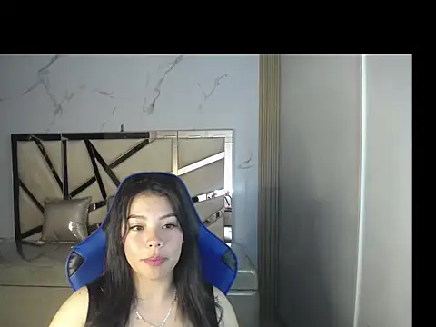 amy95 a online show from October 22, 2025, 8:08 pm