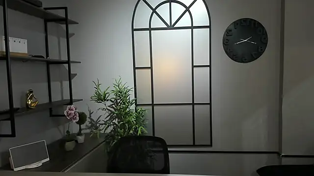 Snapshot of Lil_James chatting on February 21, 2026, 8:43 pm Lil James online show from February 21, 2026, 8:43 pm