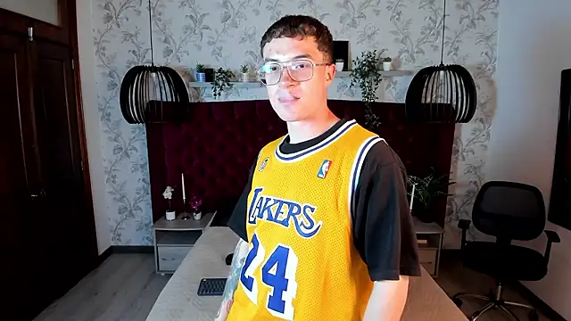 Lil James online show from March 21, 2026, 7:50 pm