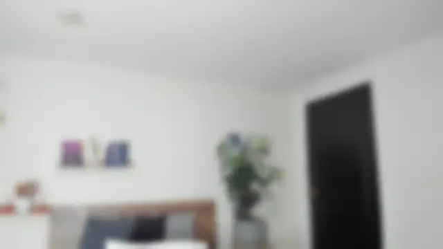 YariRose online show from April 13, 2026, 2:55 pm