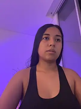 aly nicols online show from November 22, 2025, 3:49 am