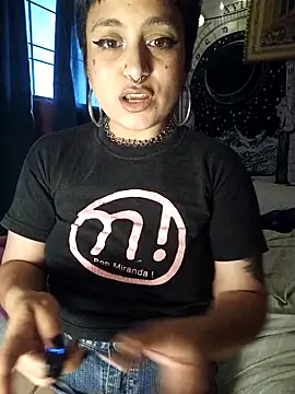 Snapshot of pekeni0p0ny chatting on October 26, 2025, 9:21 pm pekeni0p0ny online show from October 26, 2025, 9:21 pm