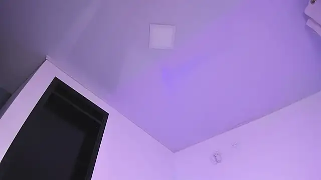 miah storm online show from January 8, 2026, 4:15 am