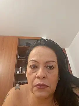 Snapshot of viviana-sexi chatting on April 23, 2026, 3:47 pm viviana-sexi online show from April 23, 2026, 3:47 pm