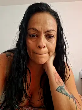 viviana-sexi online show from June 27, 2026, 1:06 pm