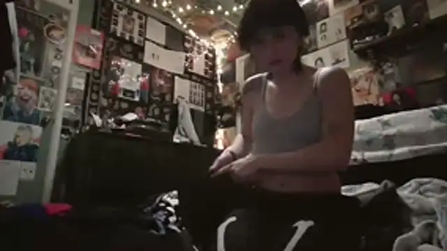 kutekiwi online show from October 22, 2025, 5:41 am