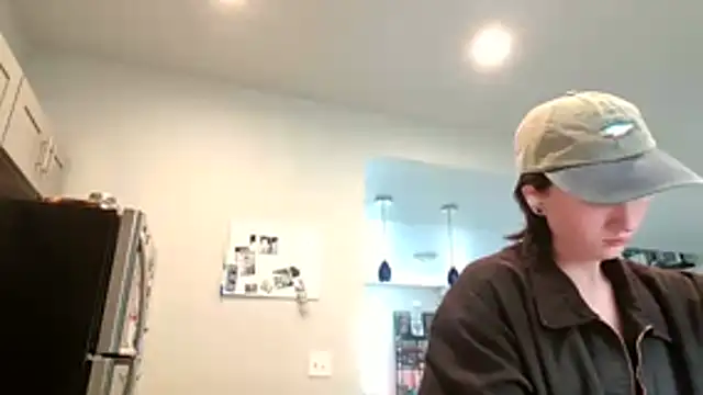 kutekiwi online show from October 29, 2025, 5:25 pm