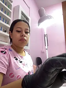 Snapshot of PaulaCruz01 chatting on December 3, 2025, 6:06 pm PaulaCruz01 online show from December 3, 2025, 6:06 pm