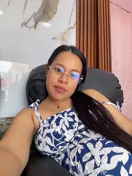 Snapshot of PaulaCruz01 chatting on February 27, 2026, 8:42 pm PaulaCruz01 online show from February 27, 2026, 8:42 pm