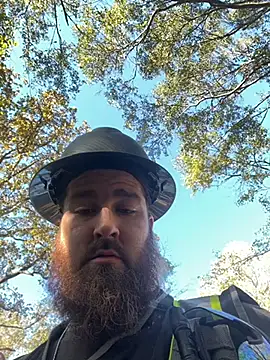 WildAmaranth online show from November 4, 2025, 9:03 pm