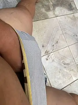 Snapshot of Bkackmamba chatting on October 25, 2025, 12:23 pm Bkackmamba online show from October 25, 2025, 12:23 pm