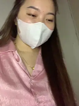 helo-kitty online show from February 13, 2026, 2:57 pm