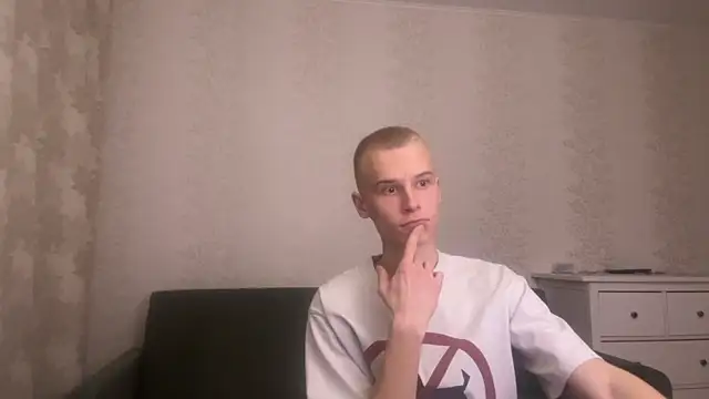 LukaBS1 online show from October 28, 2025, 5:04 pm