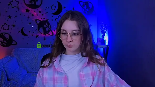 alisabliss online show from April 21, 2026, 7:17 pm