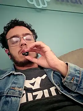 zomboy9800 online show from December 21, 2025, 5:31 pm