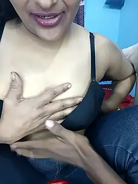 CoupleShow 432 online show from December 13, 2025, 7:53 pm