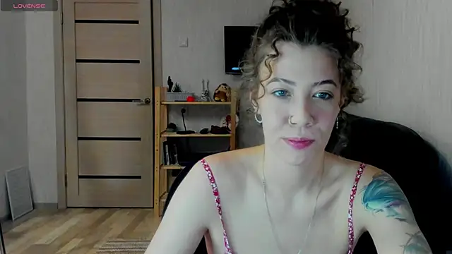 twinkle rosie online show from January 7, 2026, 4:37 am