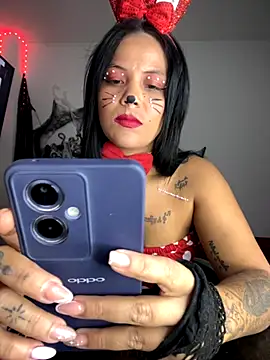 tattyHot95 online show from November 1, 2025, 6:21 pm