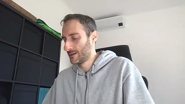 LukaShyGuy online show from January 7, 2026, 11:34 am