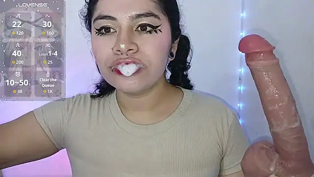 Magic Alicee  online show from February 7, 2026, 3:54 am